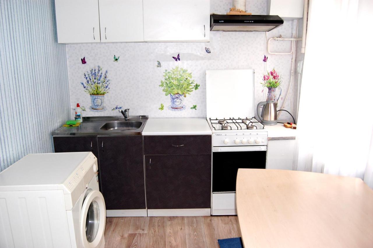 Standard Apartment On Umanskaya Kiev Eksteriør billede